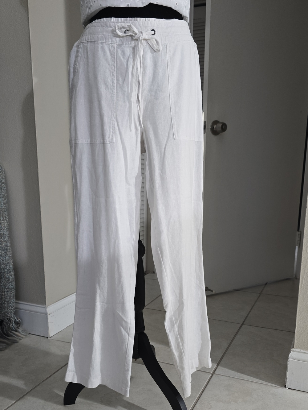 Nicole Miller White Drawstring Casual Pants